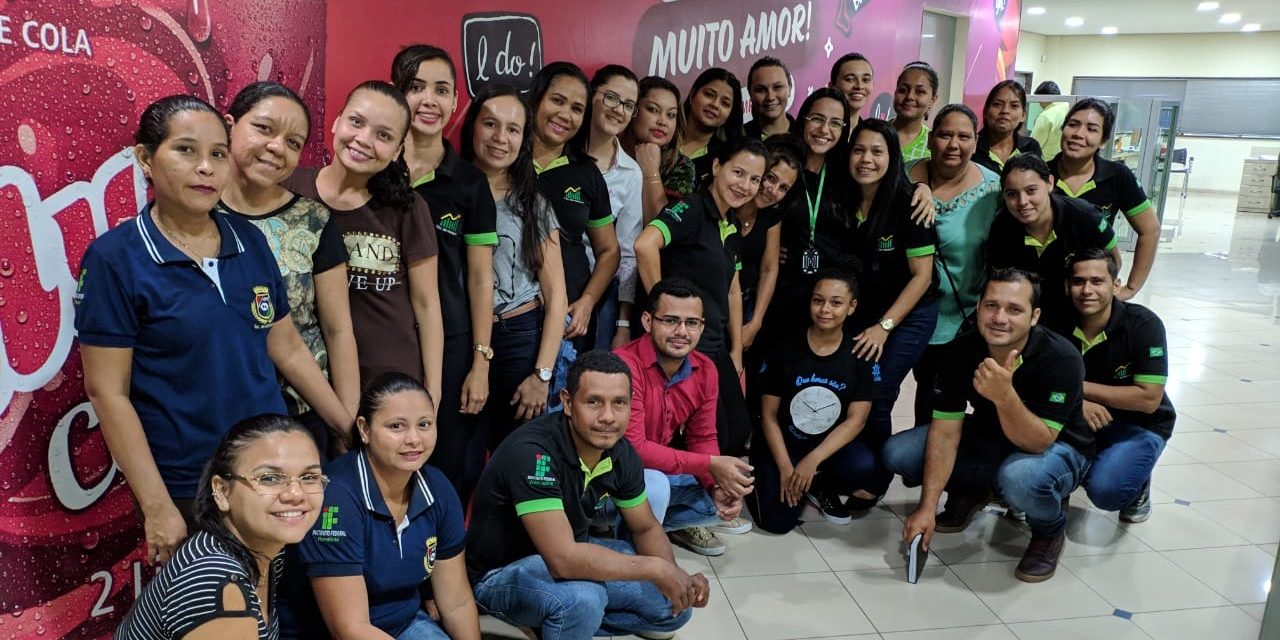Visita de alunos do IFRO na Fábrica Dydyo