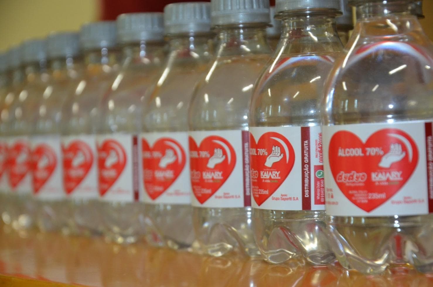 Doação de álcool 70% para a população de Ariquemes